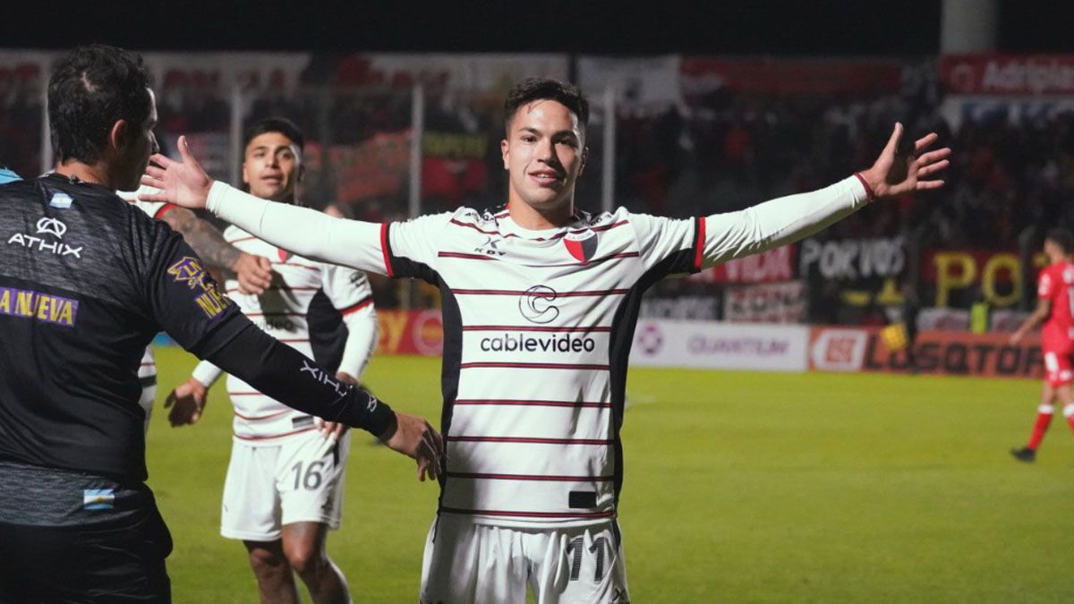 Colón es uno de los clasificados a 16avos. de final de la Copa Argentina. Colón es uno de los clasificados a 16avos. de final de la Copa Argentina.