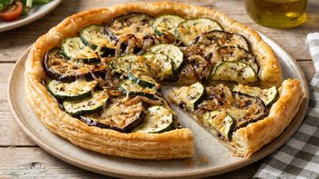 Cómo hacer tarta de berenjena y zucchini: la receta de verduras saludable y nutritiva Cómo hacer tarta de berenjena y zucchini: la receta de verduras saludable y nutritiva