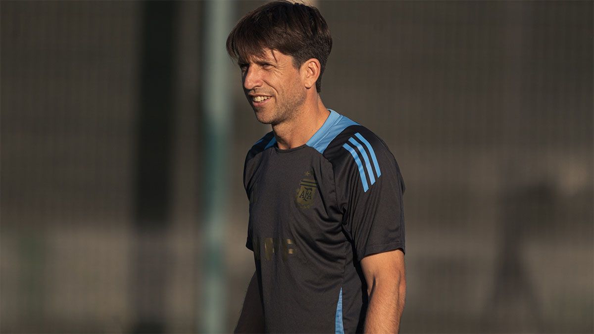 Diego Placente llev&oacute; a la Albiceleste a la final.
