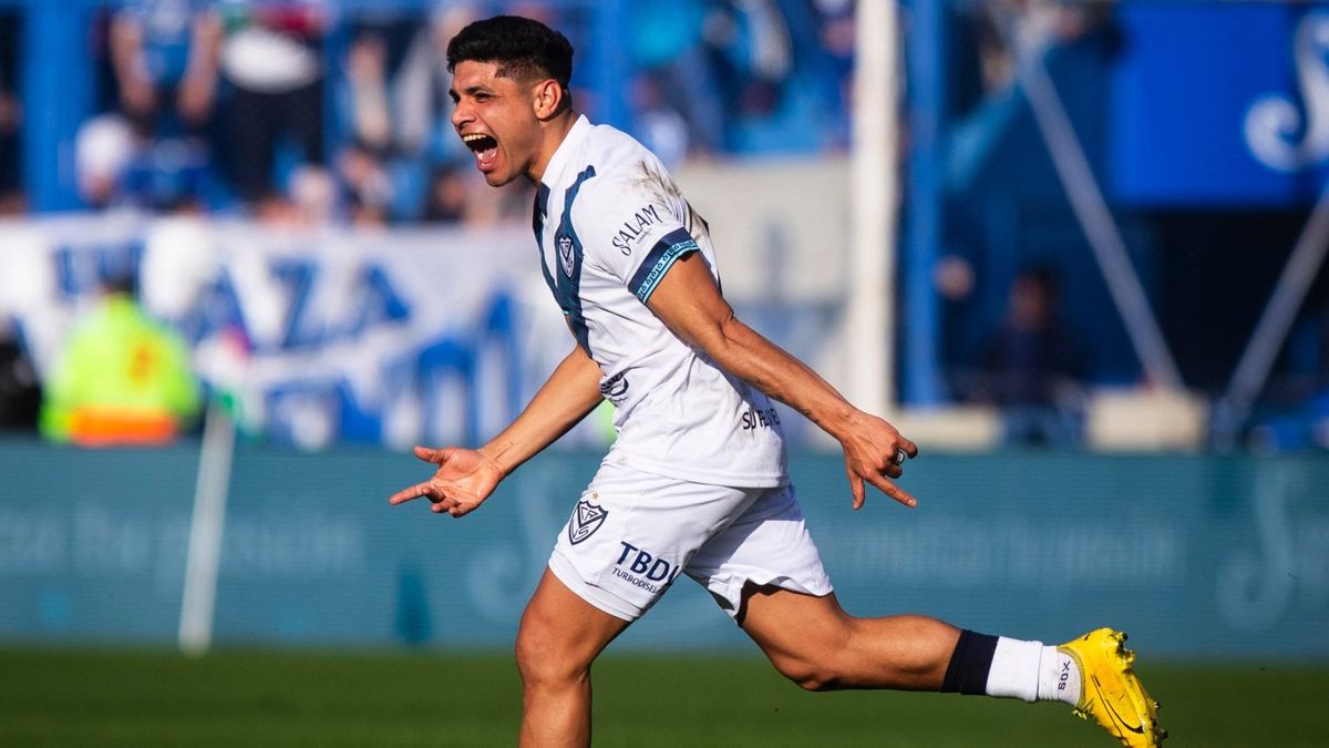 Claudio Aquino fue un jugador fundamental en Vélez en la consagración en la Liga Profesional. Claudio Aquino fue un jugador fundamental en Vélez en la consagración en la Liga Profesional. 