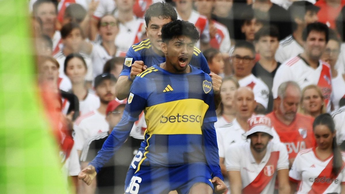 Cristian Medina empató para Boca el Superclásico ante River.