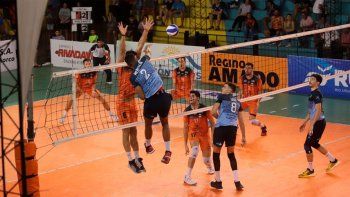 El campeón Bolívar arrancó más que bien los cuartos de la Liga Argentina