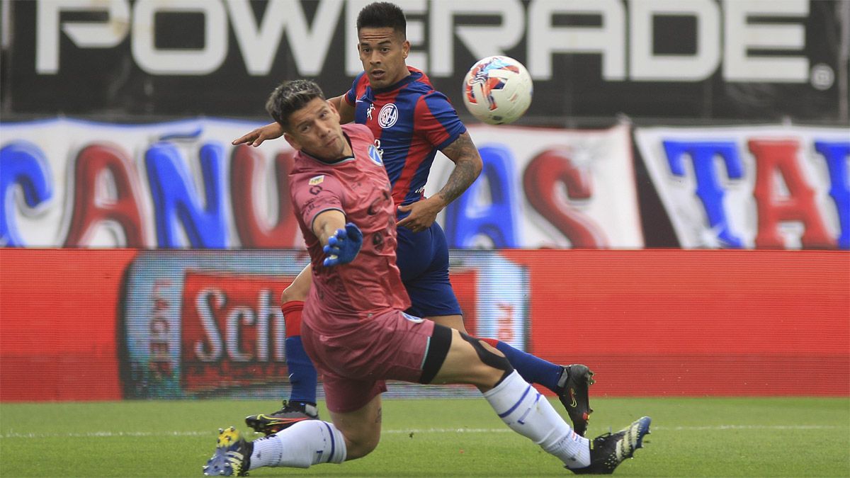 Godoy Cruz sufrió una dura caída ante San Lorenzo