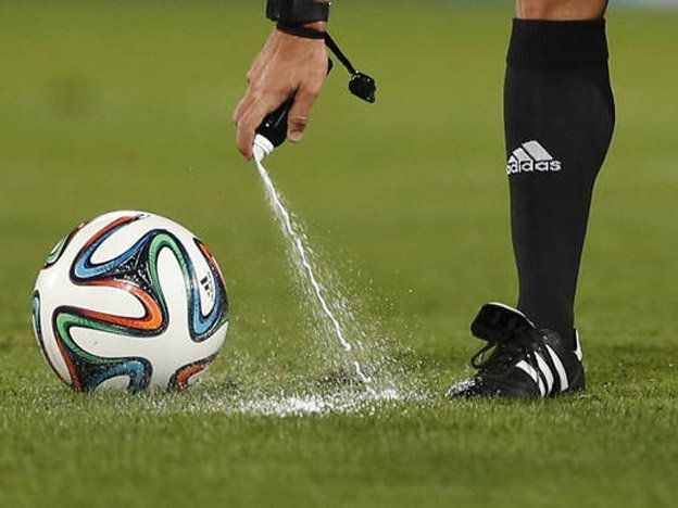 El aerosol llegará a la Premier League