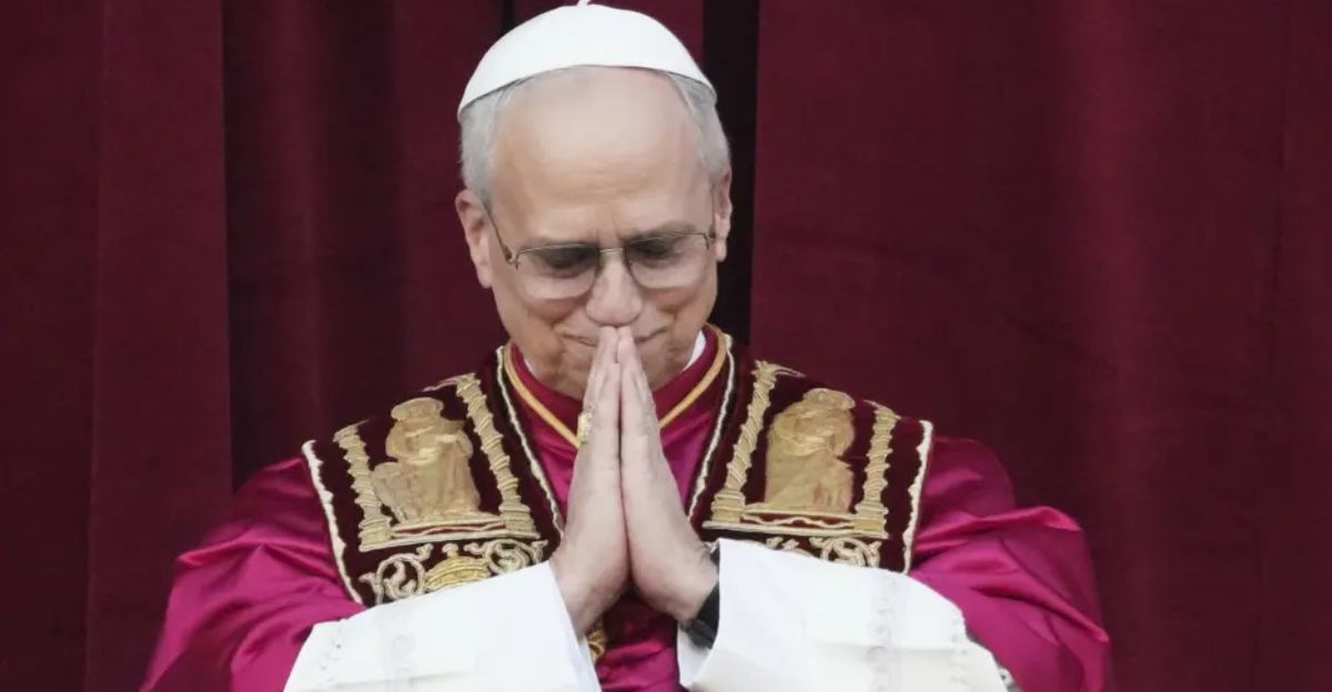 El flamante papa León XIV tiene fuertes raíces latinoamericanas El flamante papa León XIV tiene fuertes raíces latinoamericanas