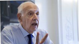 Denuncian que Lavagna es víctima de operaciones de inteligencia