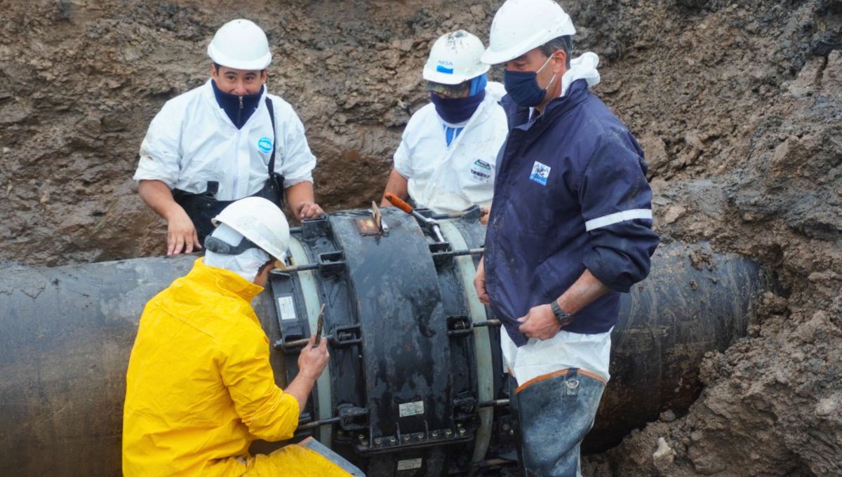 La empresa está haciendo arreglos para que el servicio de agua sea óptimo, por ende, este miércoles hay cortes de agua. La empresa está haciendo arreglos para que el servicio de agua sea óptimo, por ende, este miércoles hay cortes de agua. 