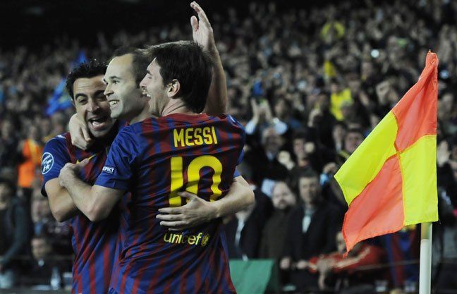 Con dos de Messi, el Barcelona venció al Milan y avanzó a semis