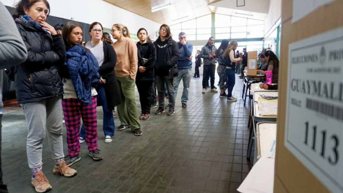 ¿Con qué documentos puedo votar? Albarracín respondió esa y otras preguntas en la previa de las elecciones 2025. Imagen ilustrativa. ¿Con qué documentos puedo votar? Albarracín respondió esa y otras preguntas en la previa de las elecciones 2025. Imagen ilustrativa.
