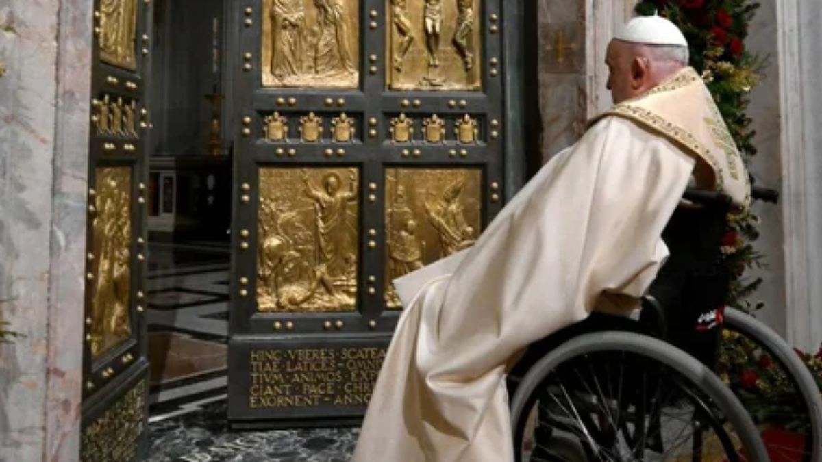 El Papa Francisco ingresó al hospital Gemelli de Roma el 14 de febrero luego de una infección respiratoria.