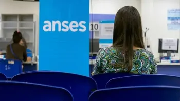 ANSES apunta a que se retiren voluntariamente unos 50 empleados en Mendoza: cuánto cobrarían por irse ANSES apunta a que se retiren voluntariamente unos 50 empleados en Mendoza: cuánto cobrarían por irse