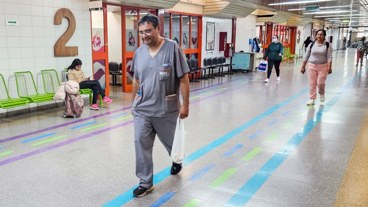 Las dos nenas de 9 y 12 años permanecen internadas en el Hospital Notti luego de la muerte de una nena de 11 años por electrocución en una pileta de Maipú.