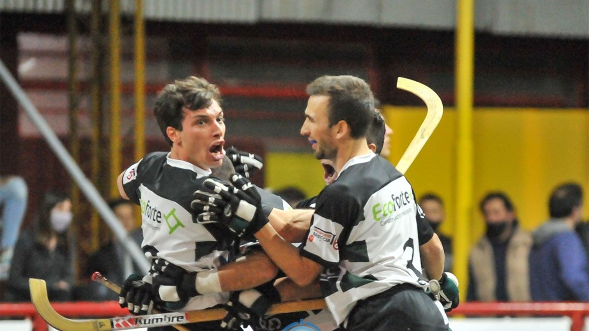 Banco Mendoza sigue arriba en el Apertura de hockey sobre patines.