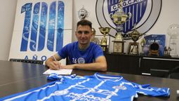 El volante Nahuel Cainelli firmó el contrato en Godoy Cruz.