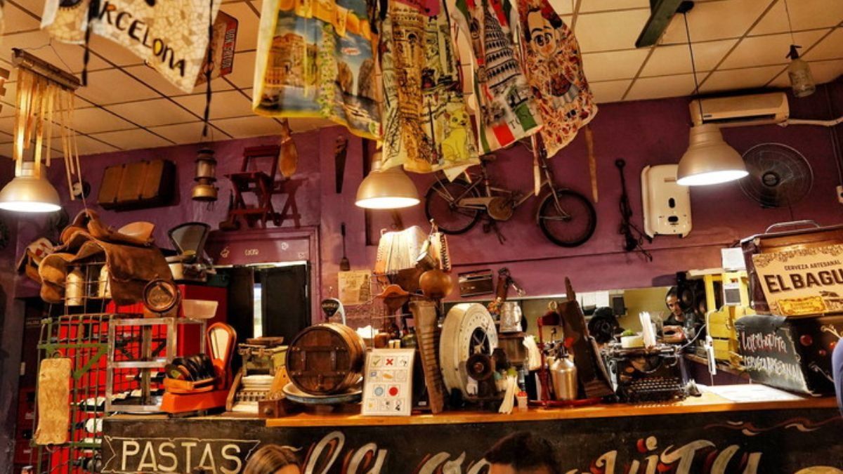 El bodegón de Buenos Aires que la rompe con sus empanadas.