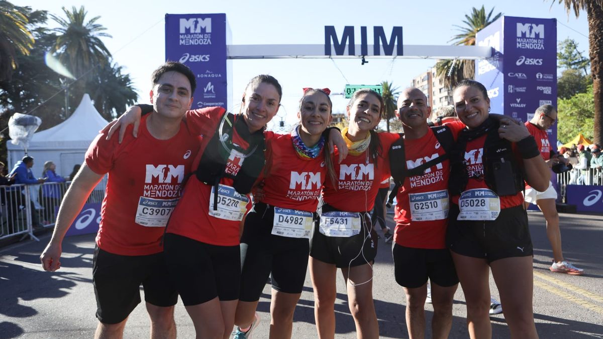 Más de 9.000 atletas intervinieron en la competencia. Más de 9.000 atletas intervinieron en la competencia.
