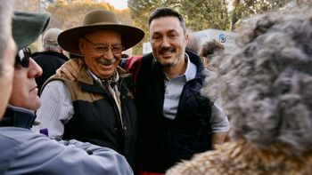 Luis Petri compartió con productores en la Fiesta de la Ganadería Luis Petri compartió con productores en la Fiesta de la Ganadería