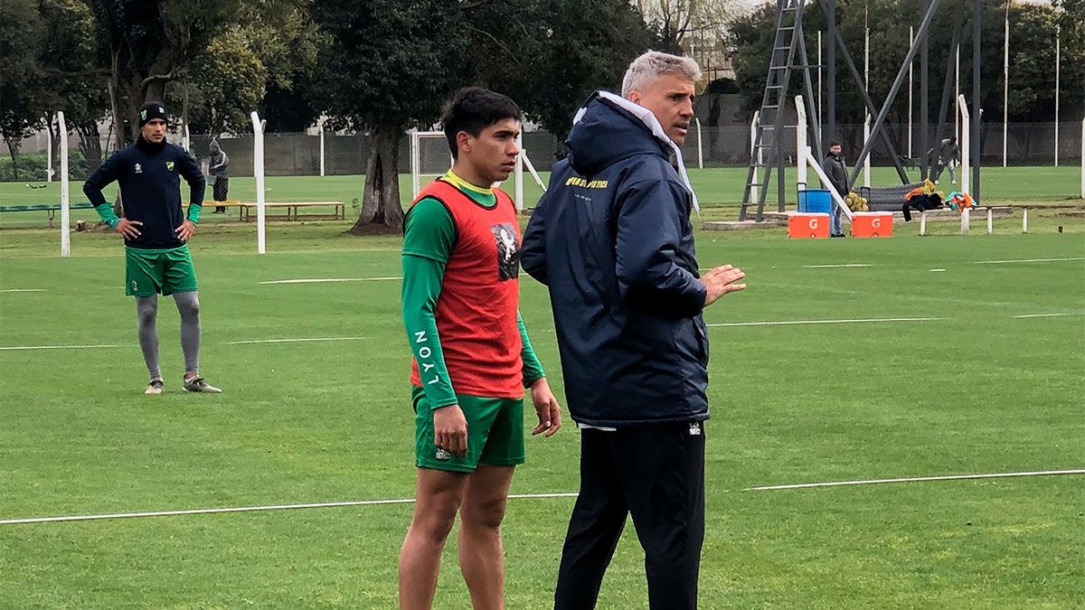 Crespo advirtió que están todas las condiciones dadas para que a Defensa le vaya mal en la Libertadores.