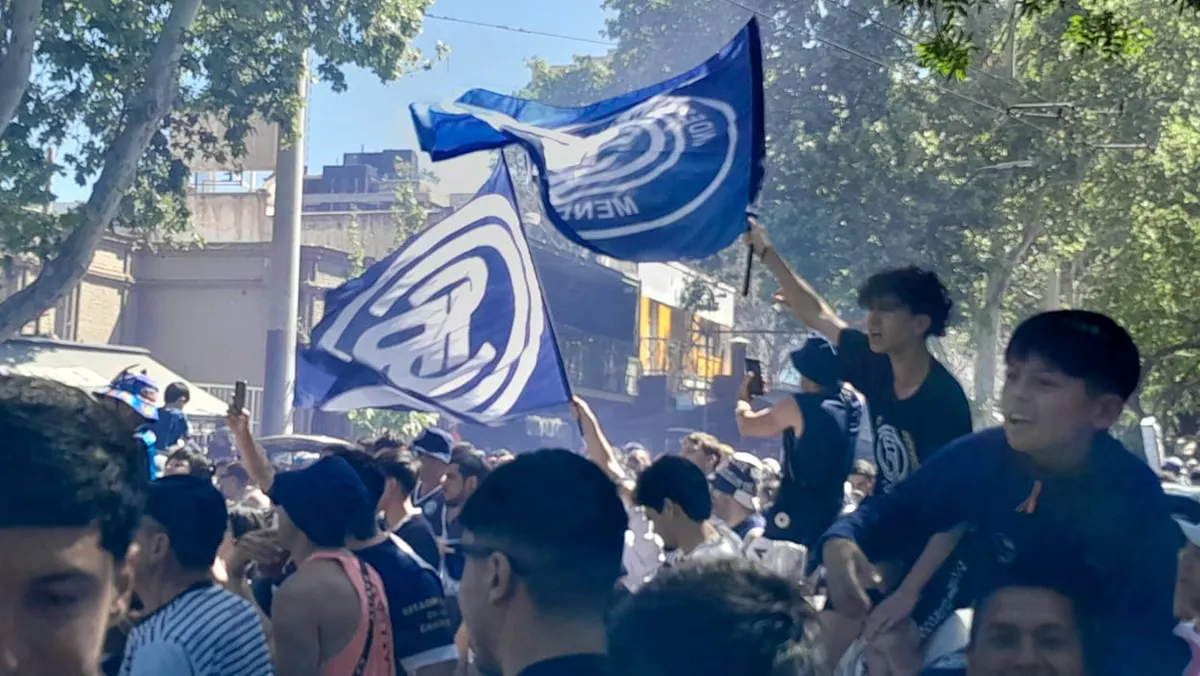 Los azules se acordaron del Tomba y del Lobo.
