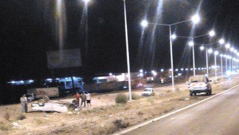 Joven ebrio embistió a 5 autos e hirió a 3 personas