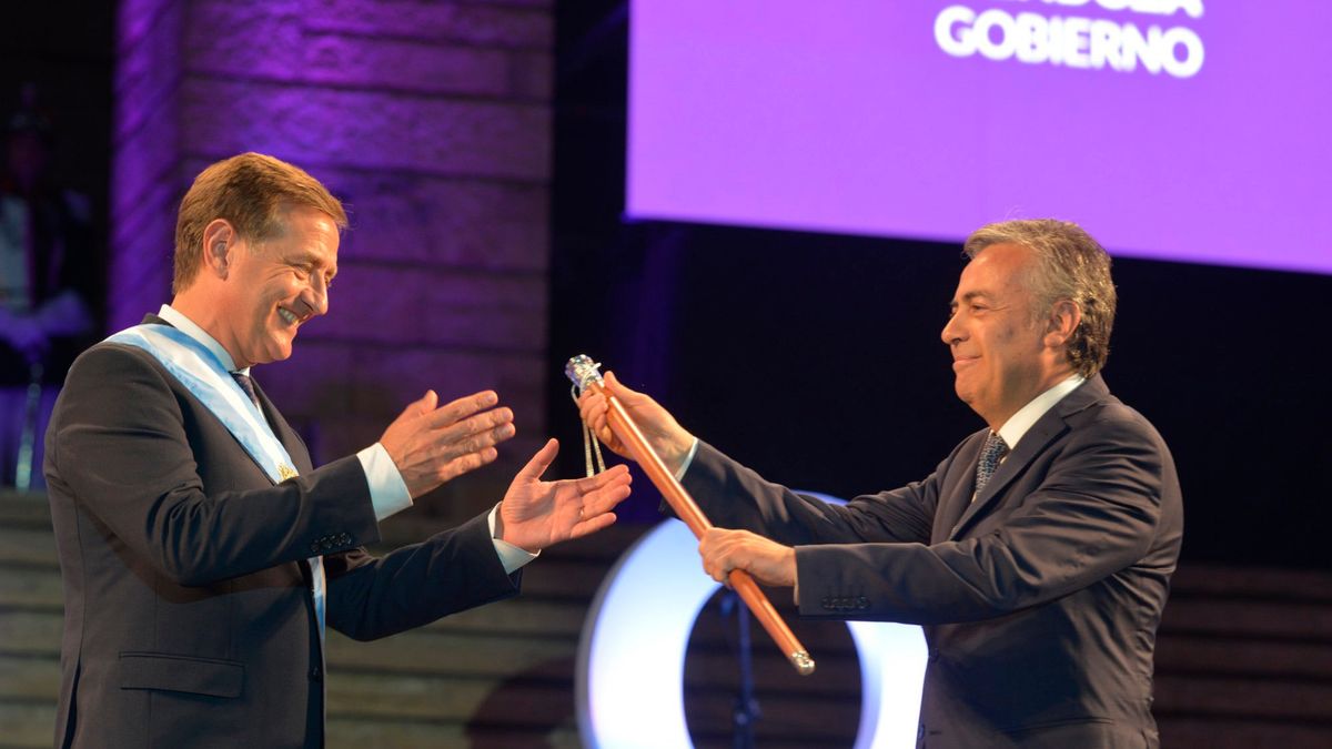 En 2019, Alfredo Cornejo le había entregado la gobernación de Mendoza a Rodolfo Suarez. En 2019, Alfredo Cornejo le había entregado la gobernación de Mendoza a Rodolfo Suarez.