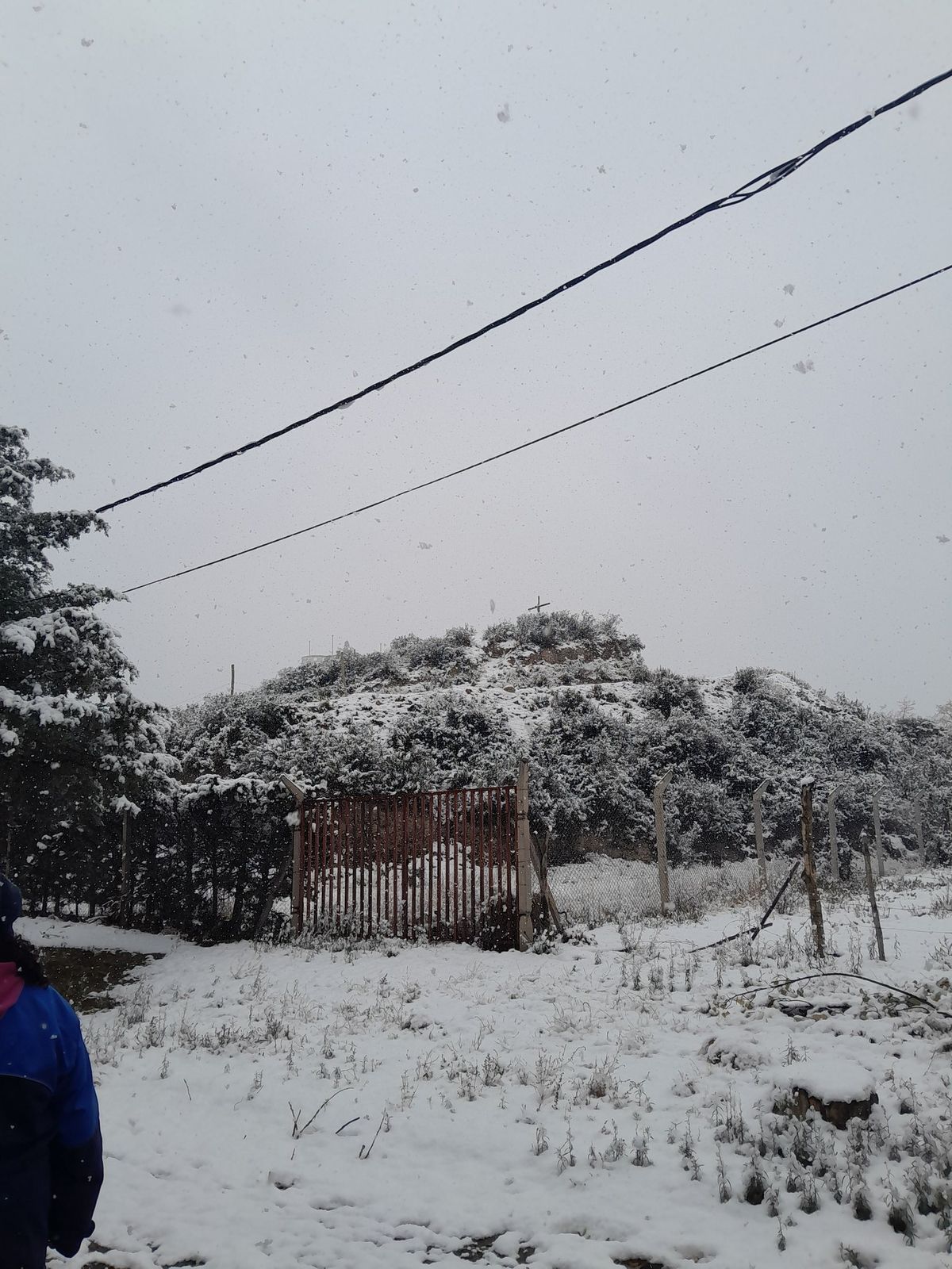 Así está la alta montaña por estas horas. Así está la alta montaña por estas horas.