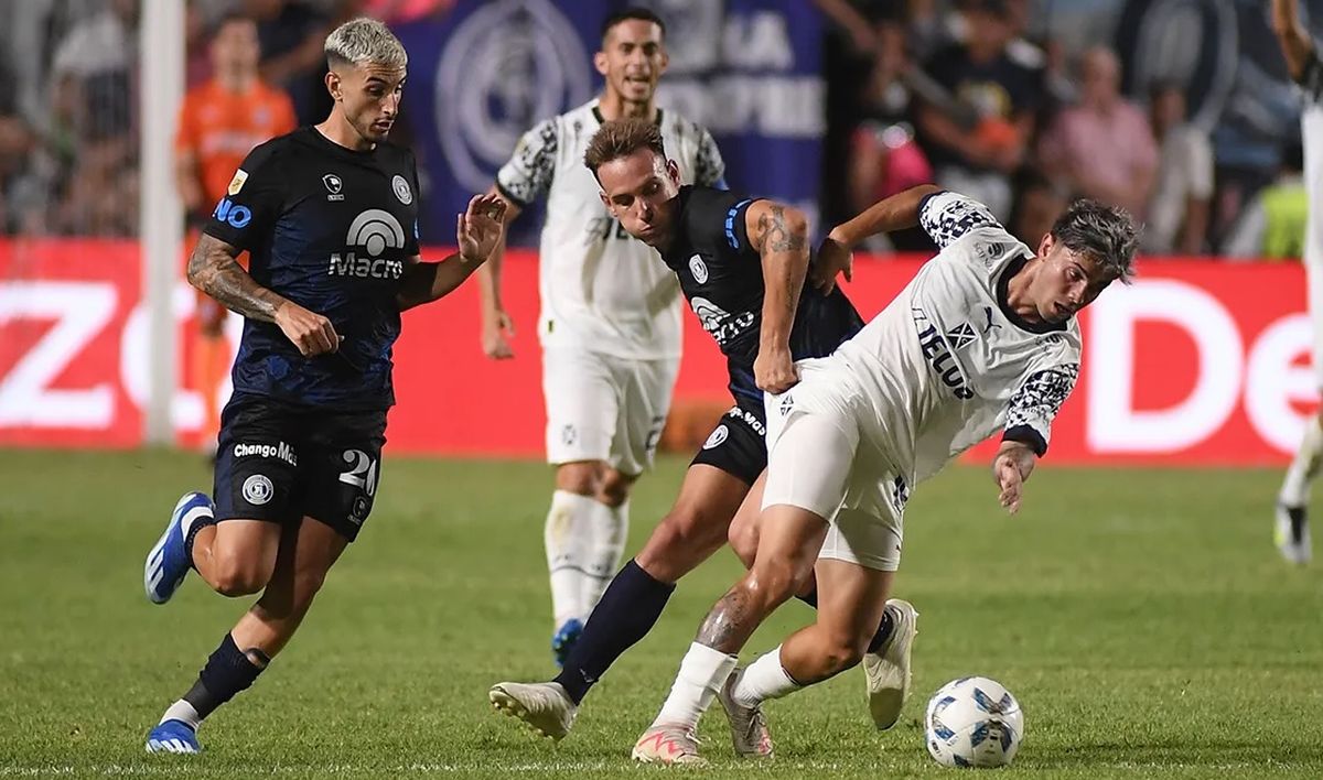 La Lepra mendocina deber&aacute; jugar contra el Rojo de Avellaneda por la Liga Profesional.