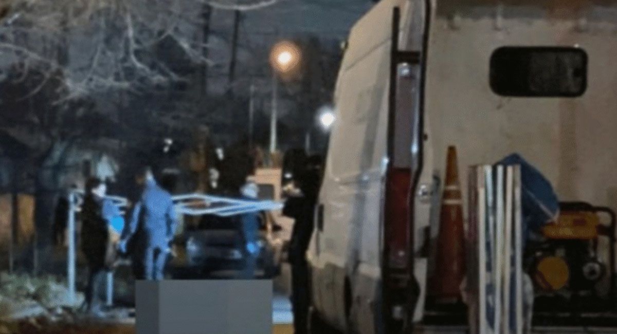 Un motociclista murió degollado por un cable que atravesaba una calle