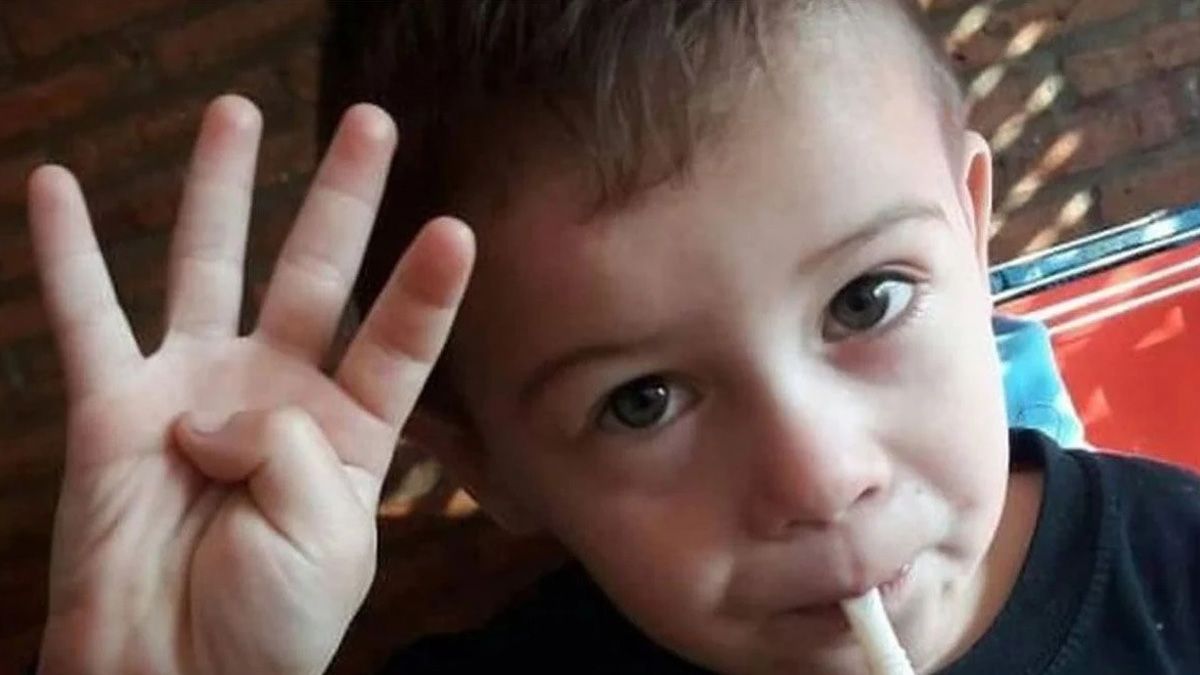 Crimen de Lucio Dupuy: El abuelo del niño asesinado dijo que una de las acusadas le guiñó un ojo