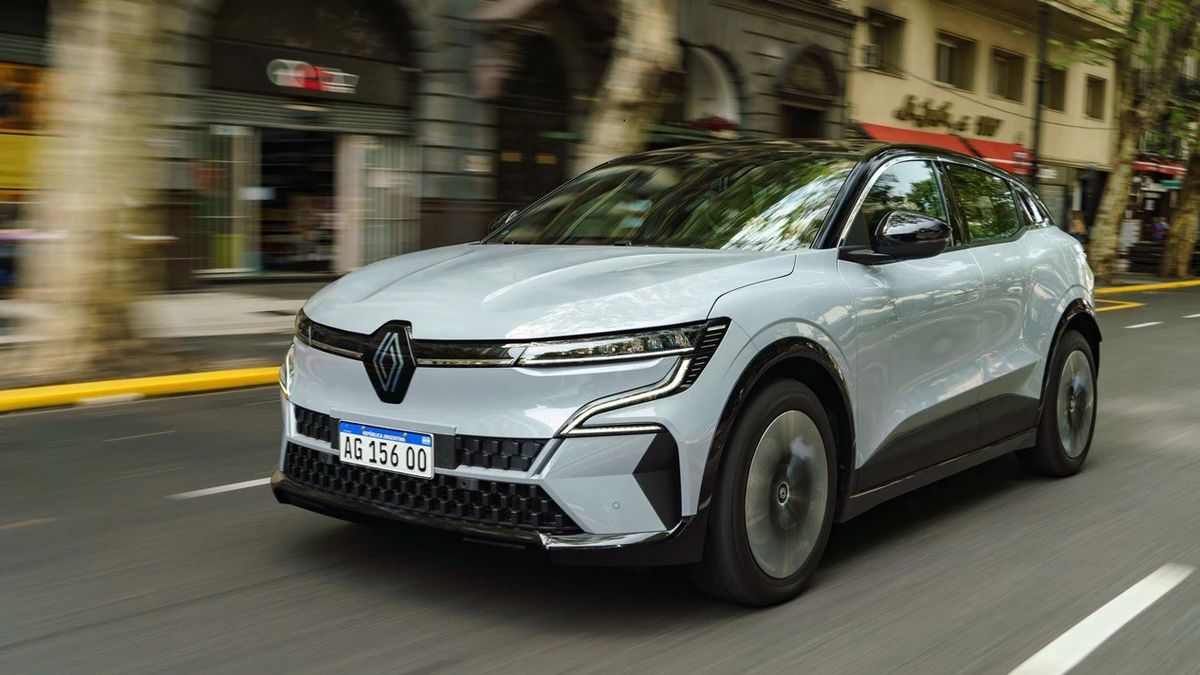 El nuevo Renault Megane E-Tech eléctrico estará a la venta desde el 2 de mayo y ya tiene precio