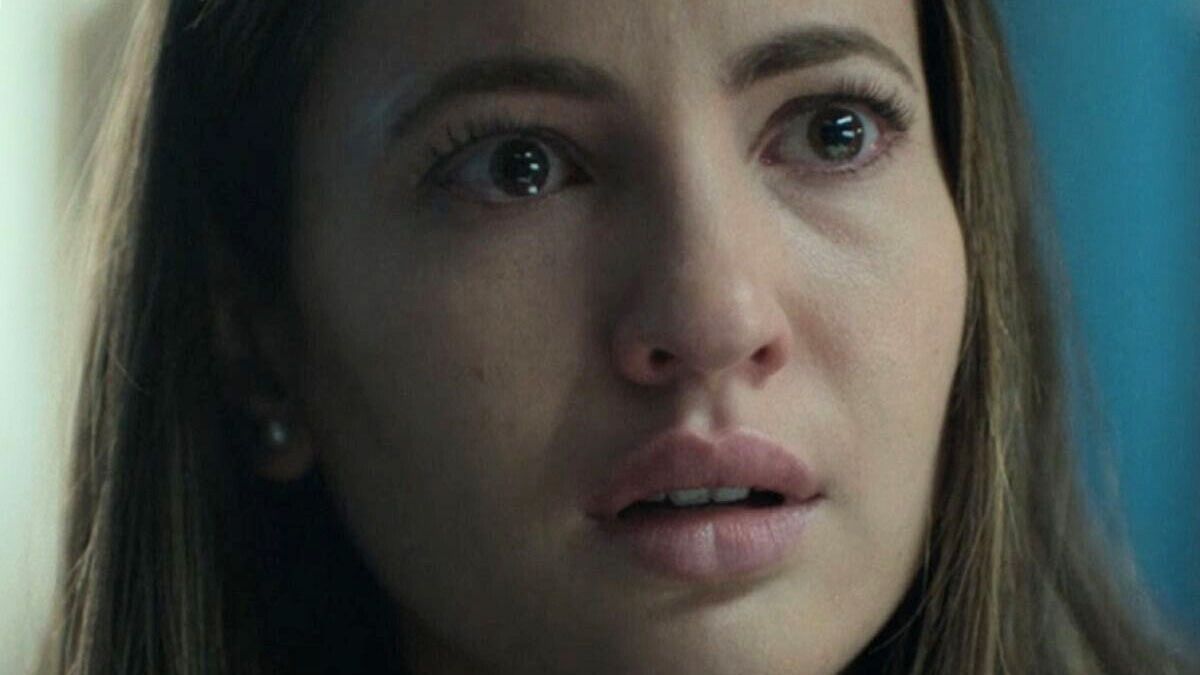 La actriz Ivana Baquero interpreta muy bien a Maje en la película de Netflix.