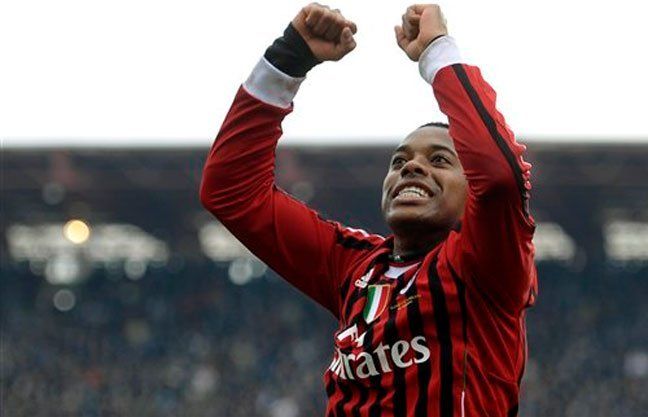 Robinho. Robinho.