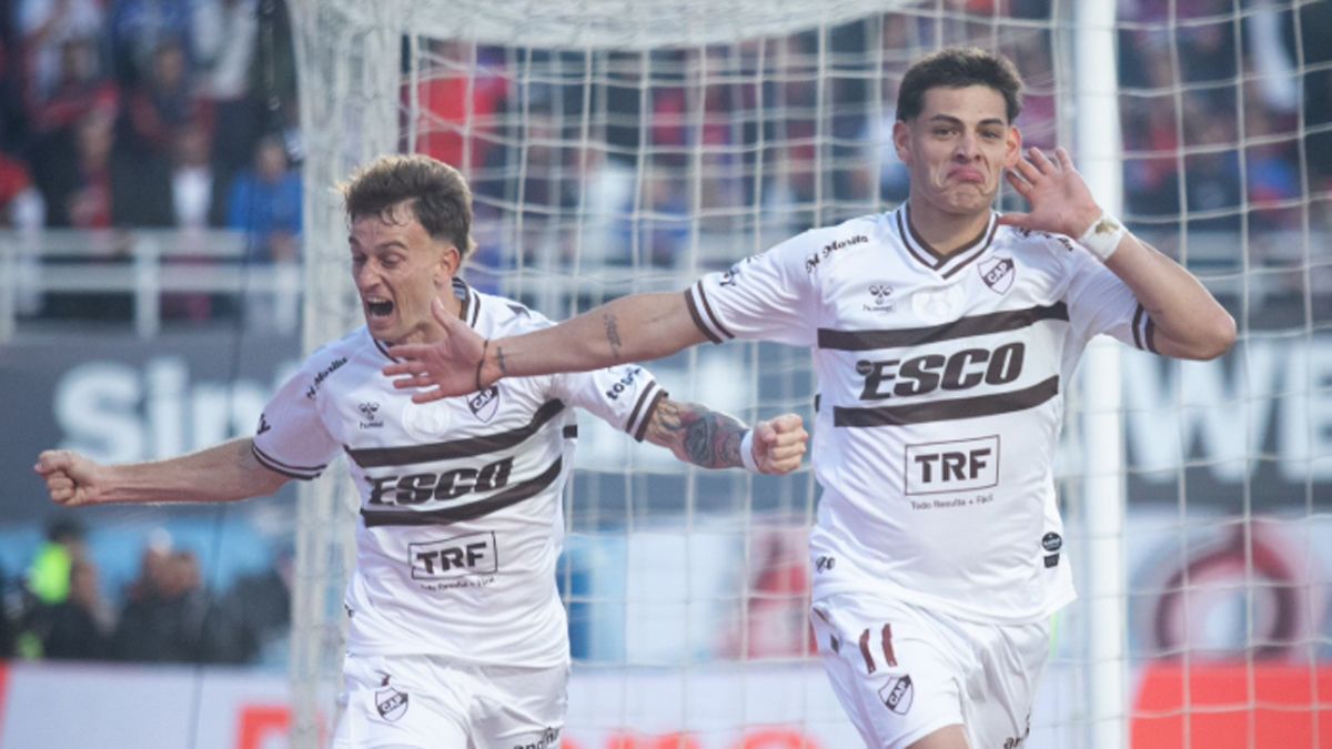 Platense se metió en la final.