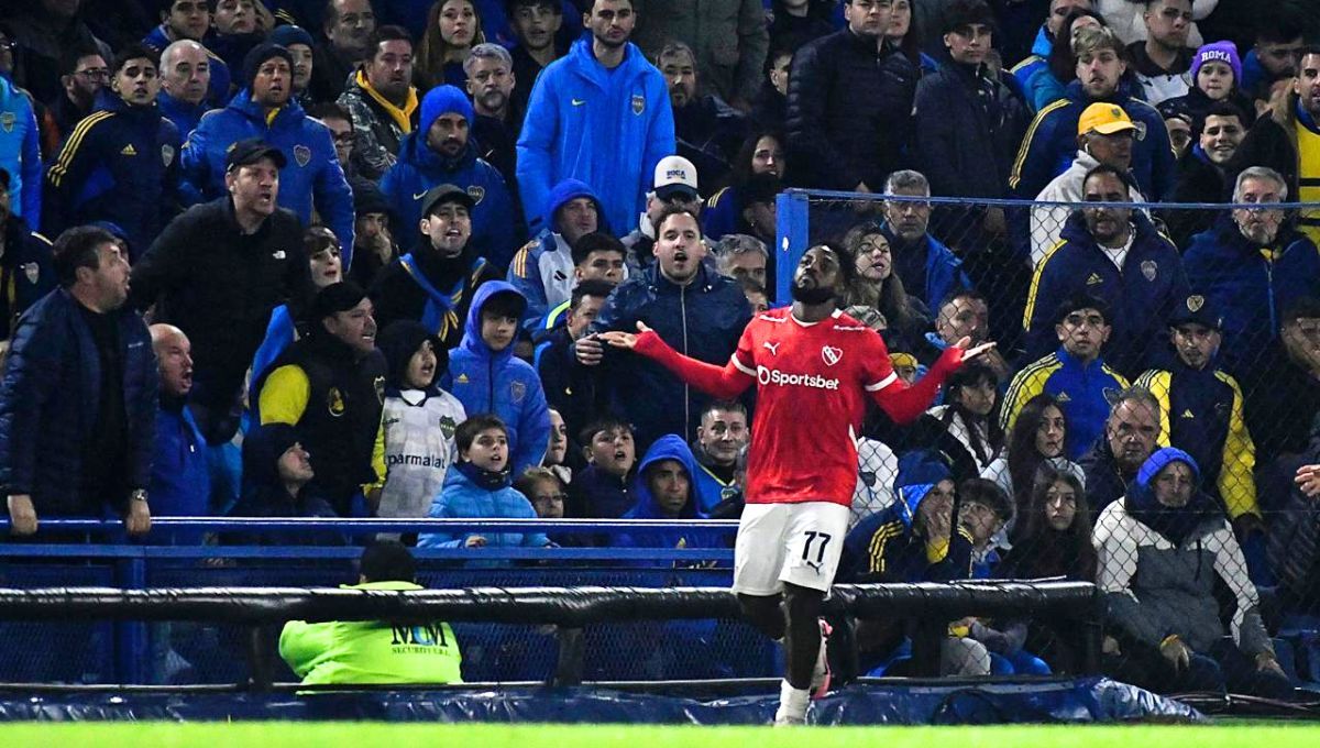 Con un golazo de Álvaro Angulo