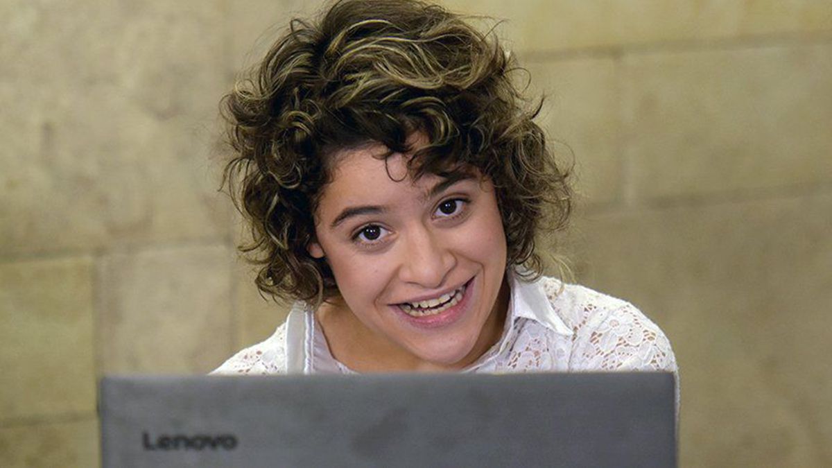 Ana Clara Gómez es todo un símbolo en la lucha por superarse desde un contexto de discapacidad. Le pidió atención al gobernador Rodolfo Suarez sobre las necesidades de su caso y el resto de quienes no pueden hacer su rehabilitación periódica.