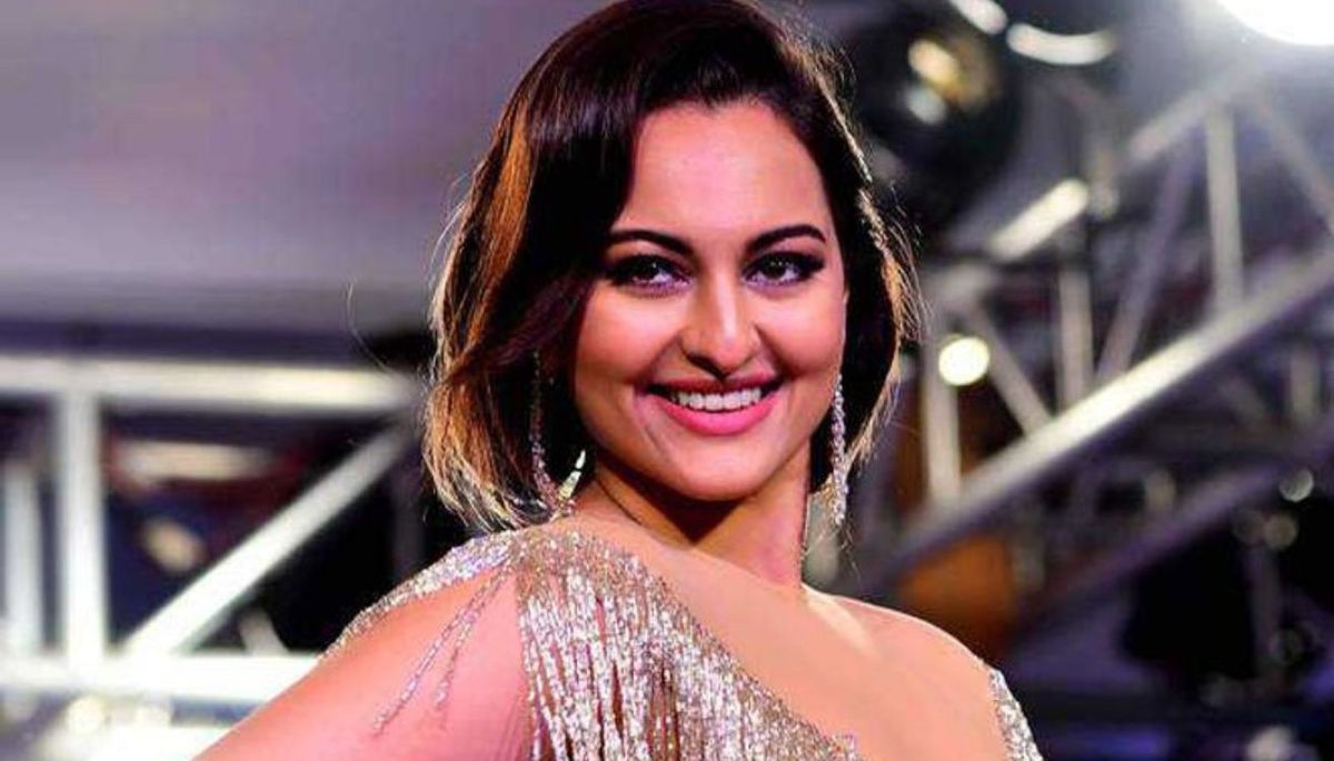 La actriz Sonakshi Sinha protagoniza la película. Imagen: Prime Video.