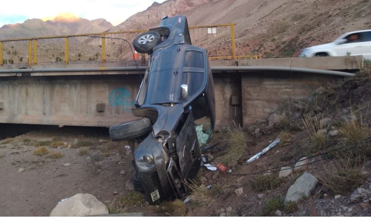 Pese a lo aparatoso del accidente no hubo heridos graves.
