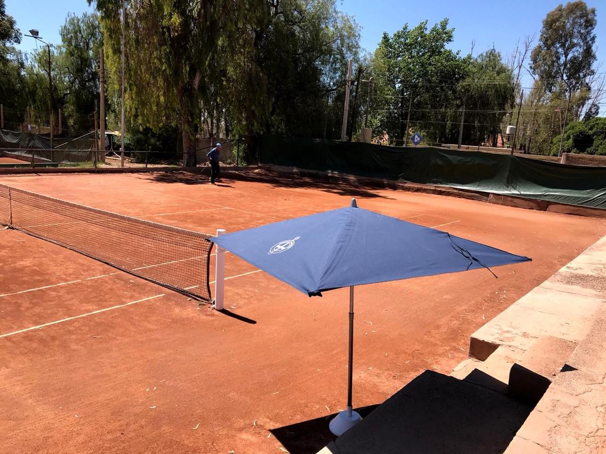La Federación Mendocina de Tenis trabaja para atraer mayor masa de gente a la práctica del deporte. Foto: Jockey Club. La Federación Mendocina de Tenis trabaja para atraer mayor masa de gente a la práctica del deporte. Foto: Jockey Club. 