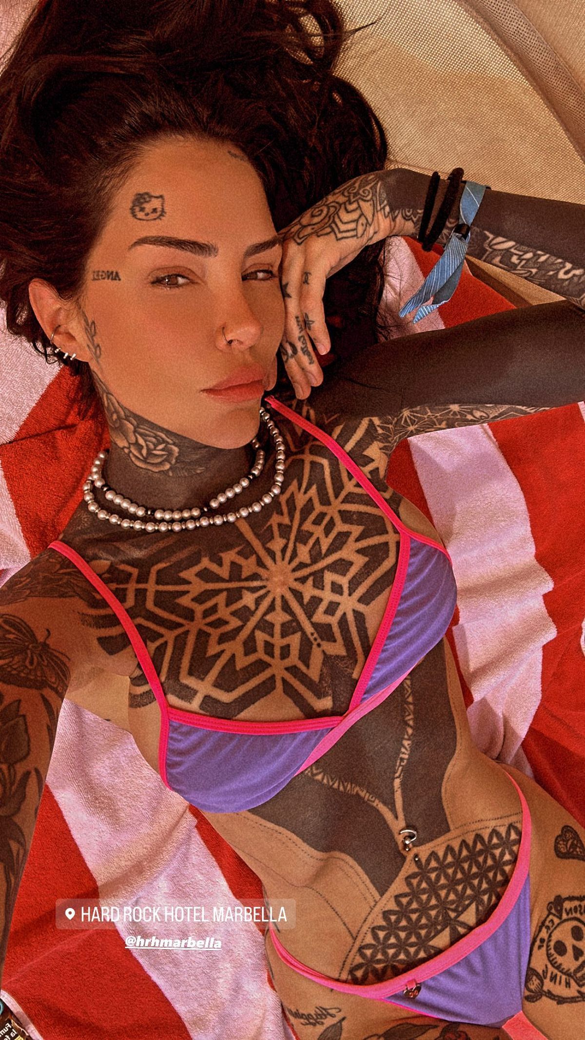 Explosión por las fotos de Cande Tinelli en micro-bikini desde Marbella. Explosión por las fotos de Cande Tinelli en micro-bikini desde Marbella.