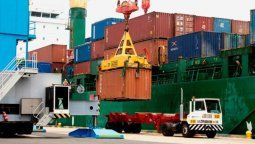 Pymes exportadoras aseguran estar en jaque por los controles sobre el dólar