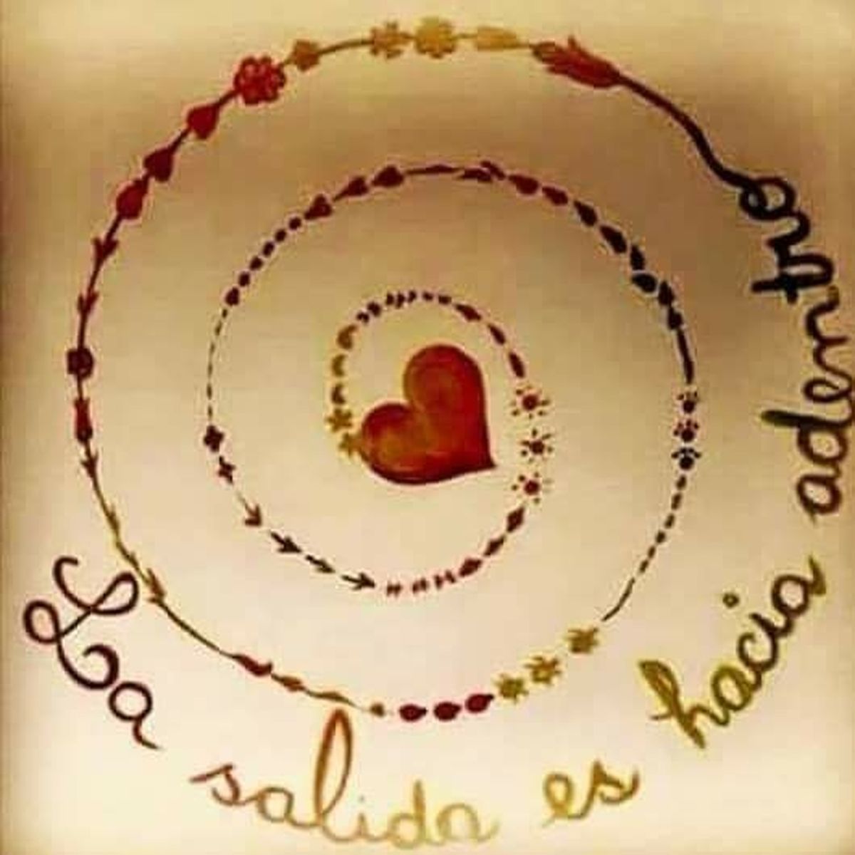 Al menos yo aprendí que el único camino para salir del laberinto era entrar en él. Al menos yo aprendí que el único camino para salir del laberinto era entrar en él.