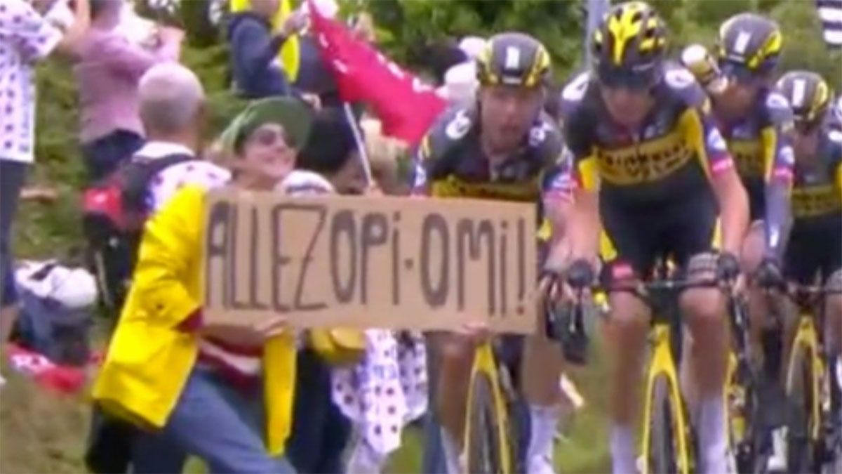 Tour de Francia: una aficionada provocó una masiva caída de ciclistas