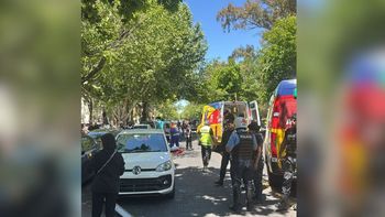 Un chico murió y otro está grave tras ser atropellados por una conductora de 82 años Un chico murió y otro está grave tras ser atropellados por una conductora de 82 años