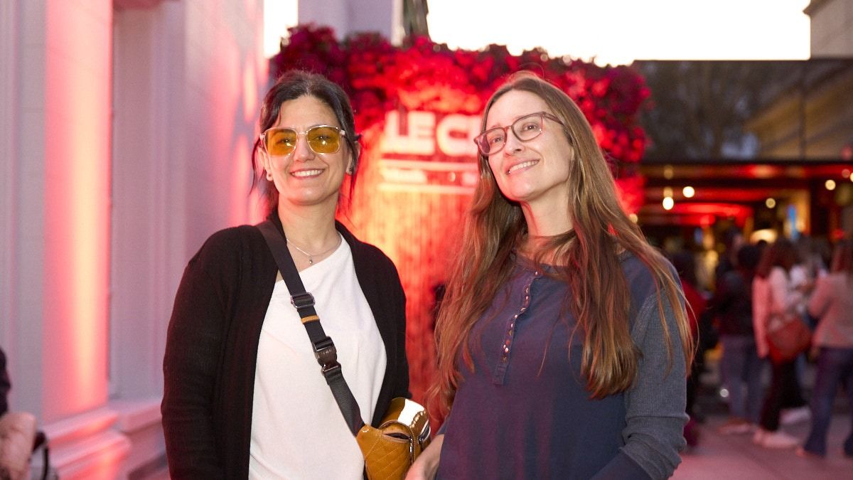 Vanina Barros y Salomé Piccini no se perdieron ni un detalle de la nueva colección de Vitnik. Vanina Barros y Salomé Piccini no se perdieron ni un detalle de la nueva colección de Vitnik.