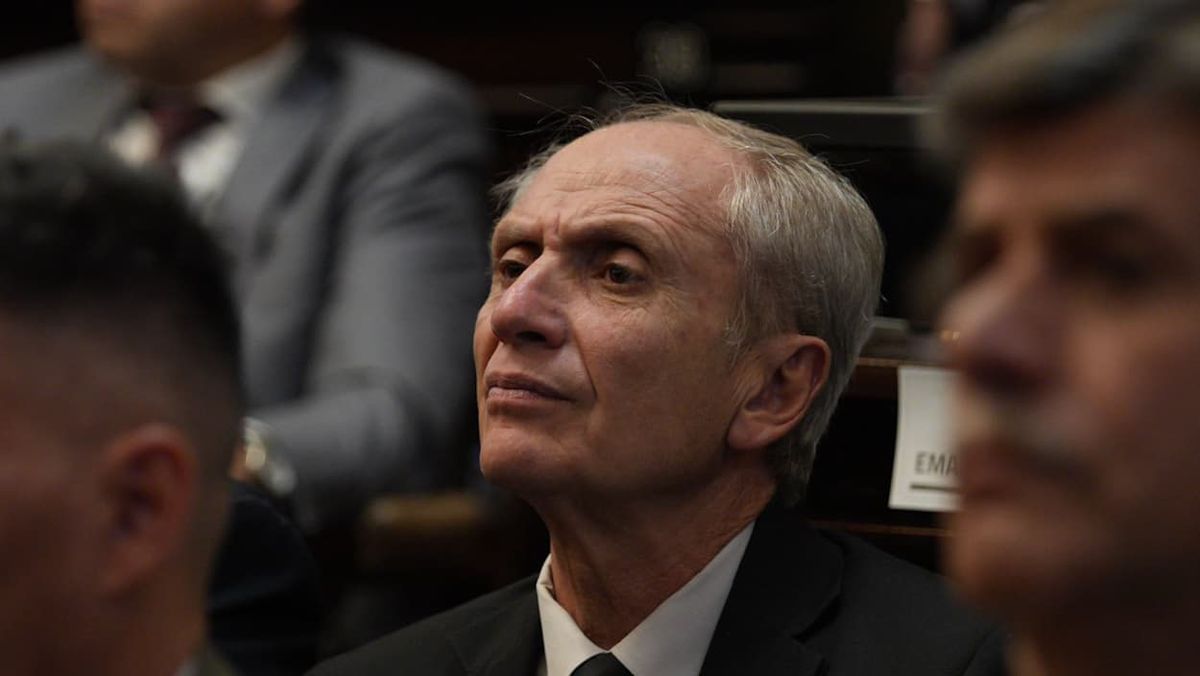 El edil que reemplaza al intendente de San Martín descartó una renuncia: 