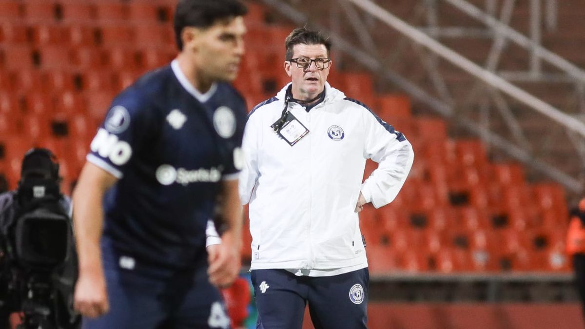 Alfredo Berti resaltó la importancia de haber logrado la clasificación en la Copa Libertadores. Alfredo Berti resaltó la importancia de haber logrado la clasificación en la Copa Libertadores.