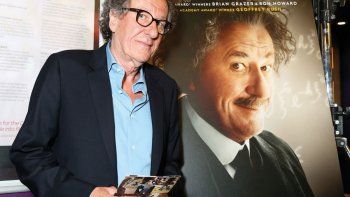Geoffrey Rush apenas come y no duerme