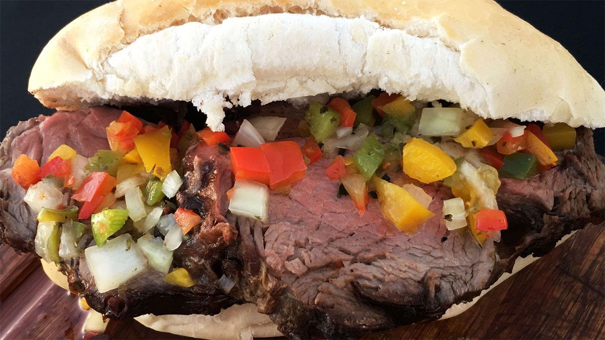 Nada más rico que un sandwich con carne de asado.