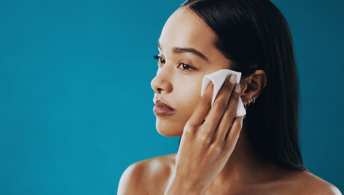 Toallitas desmaquillantes. Toallitas desmaquillantes. 