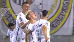 Un doble mazazo para Boca apenas arrancó el complemento